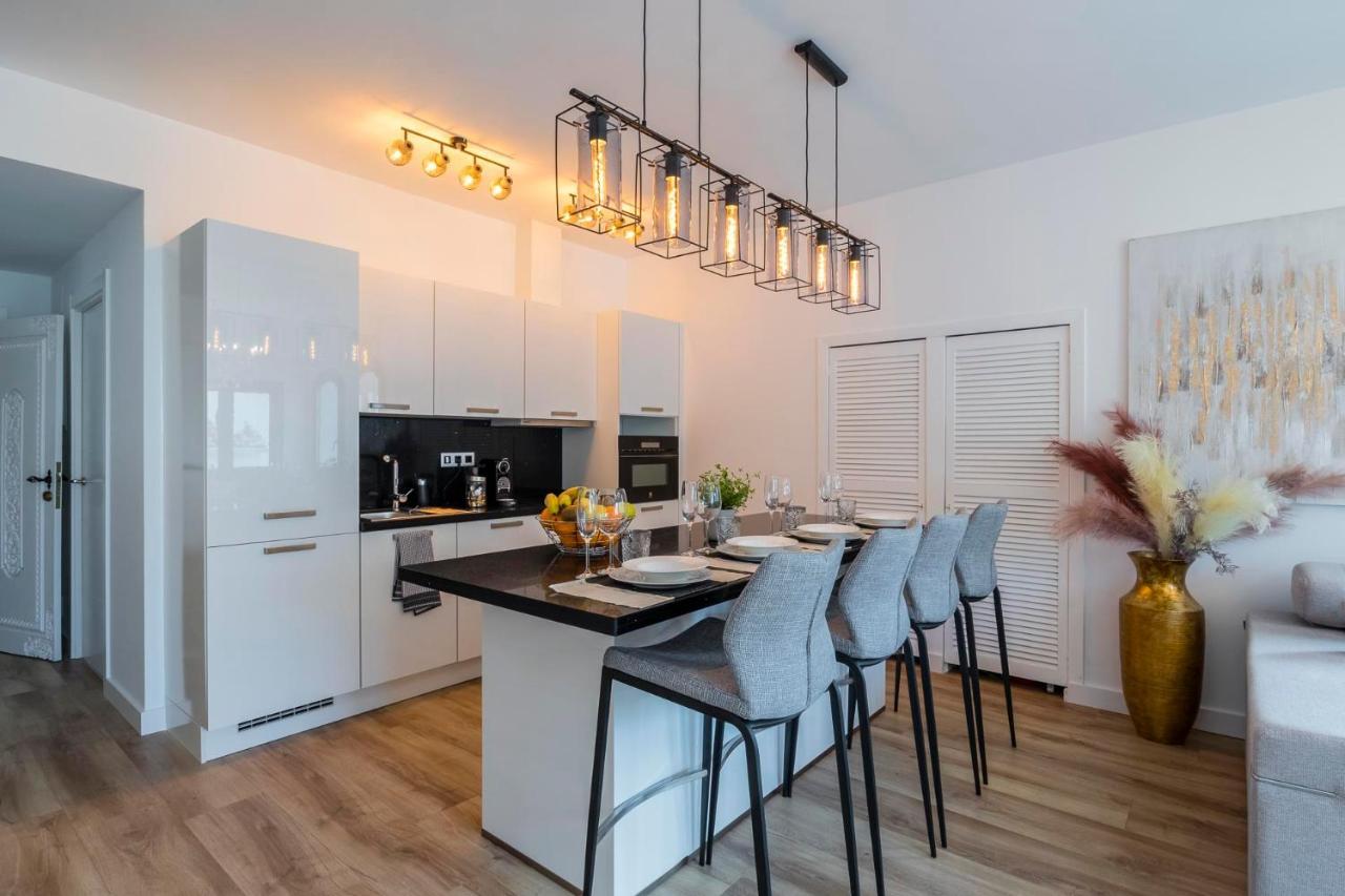 Puerto Banus Second Line, Luxury Apartement Марбелья Экстерьер фото